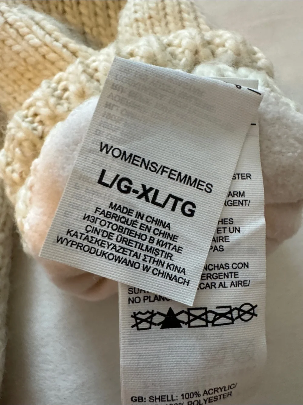The North Face Cream Cable Knit Mittens